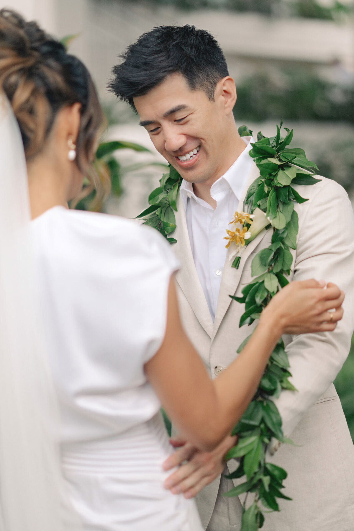 four_seasons_resort_oahu_ko_olina_wedding_picture_18