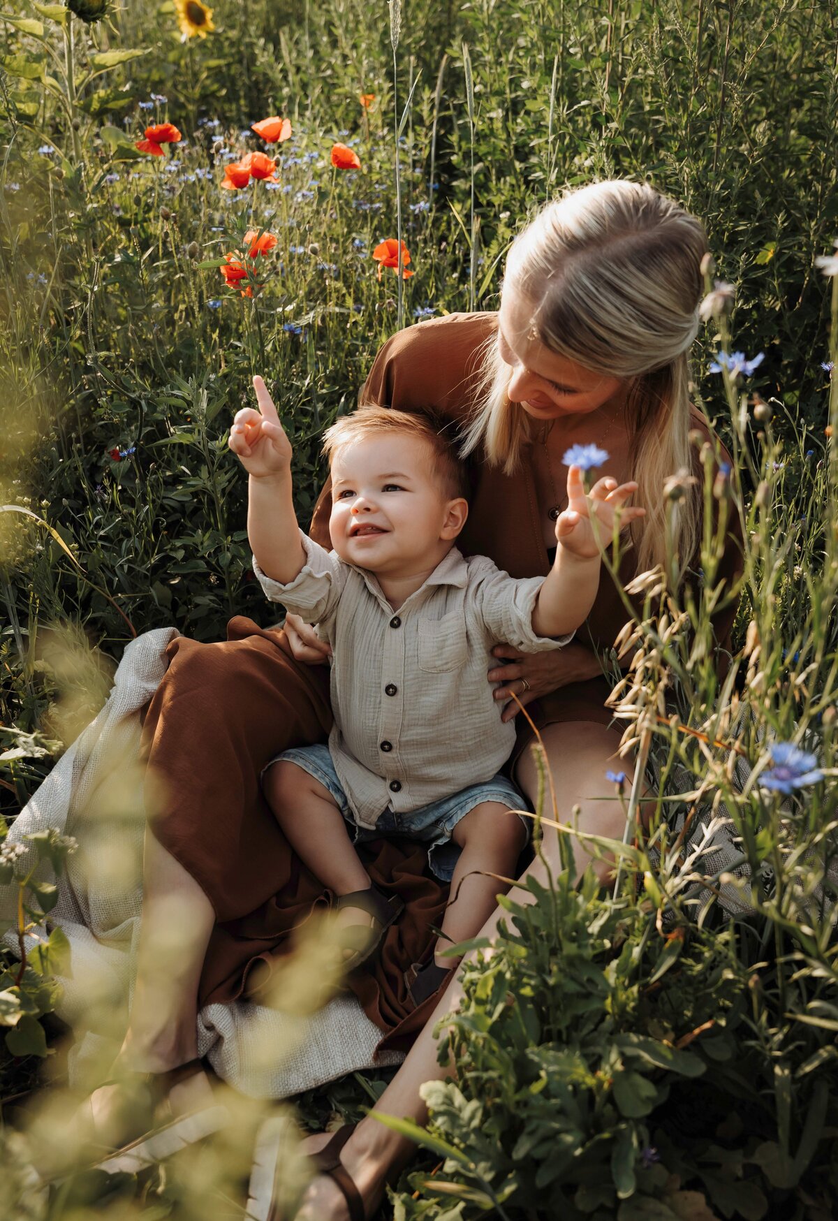 motherhood fotografie limburg, motherhood shoot limburg, motherhood shoot haelen, motherhood shoot roermond, motherhood shoot leudal, motherhood fotografie, motherhood shoot limburg, motherhood shoot brabant, moeder en kind fotografie limburg, moeder en kind fotografie, 