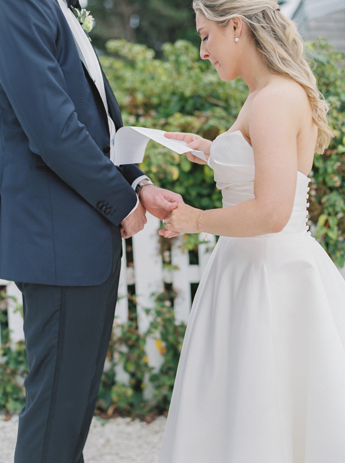 Emily March Photography Wilmington, North Carolina and Destination Wedding Engagement Photographer Heirloom Photography for Memorable Gatherings Light Airy Sentimental Imagery Images Weddings VaughanWedding_0209 copy