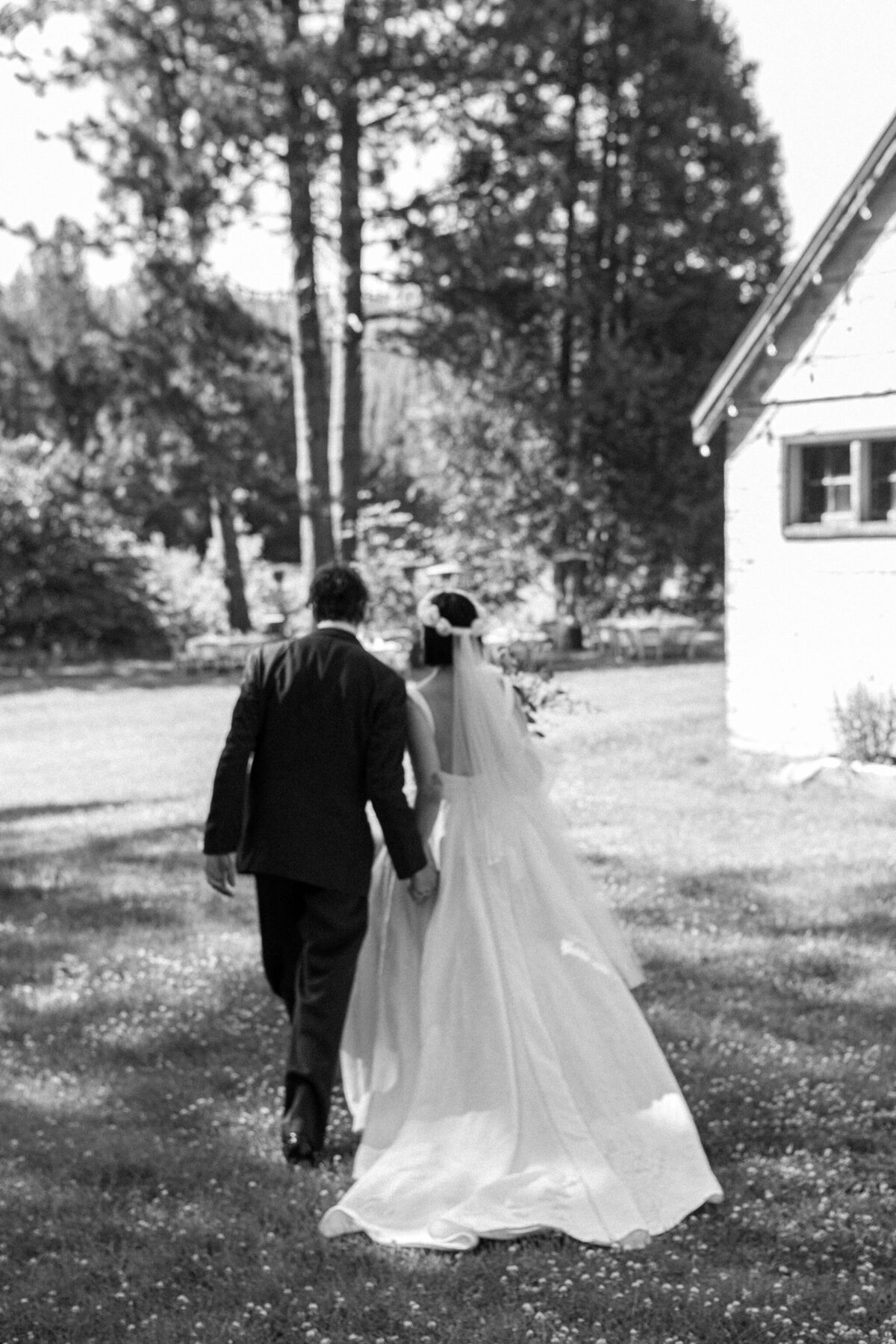 Intimate_Wedding11