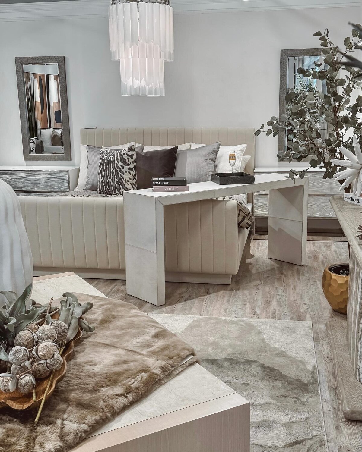 des moines furnishings