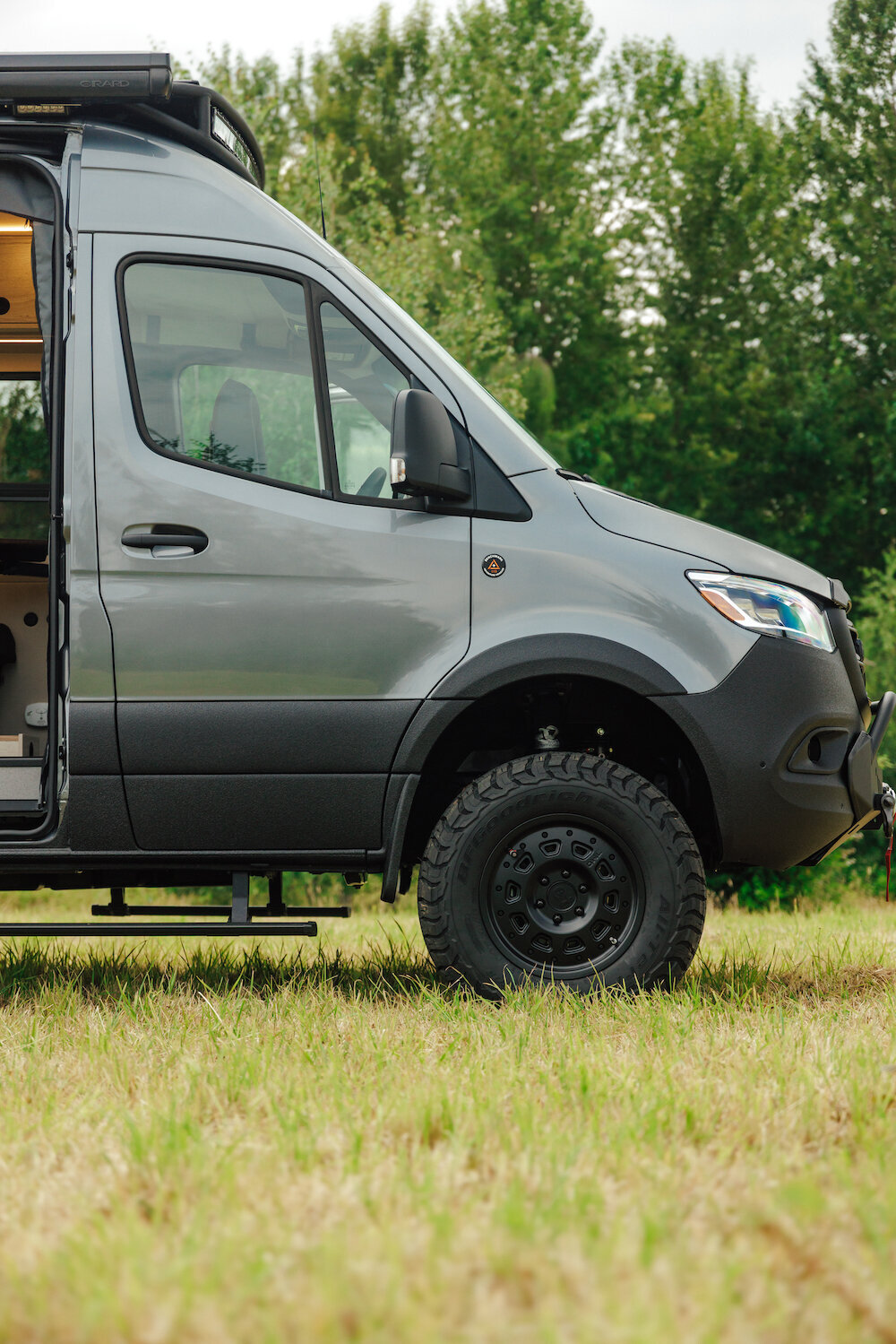 1_Paradise119_BenchmarkVehicles40