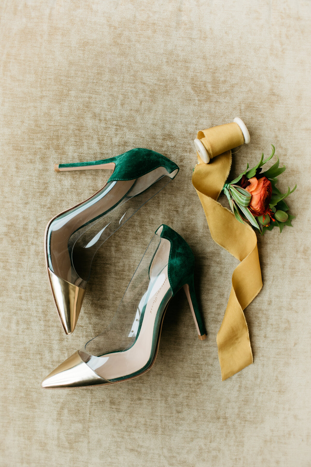 MeghanHemstraPhotography-Fairmont-Pacific-Rim-Wedding-Photographer-1