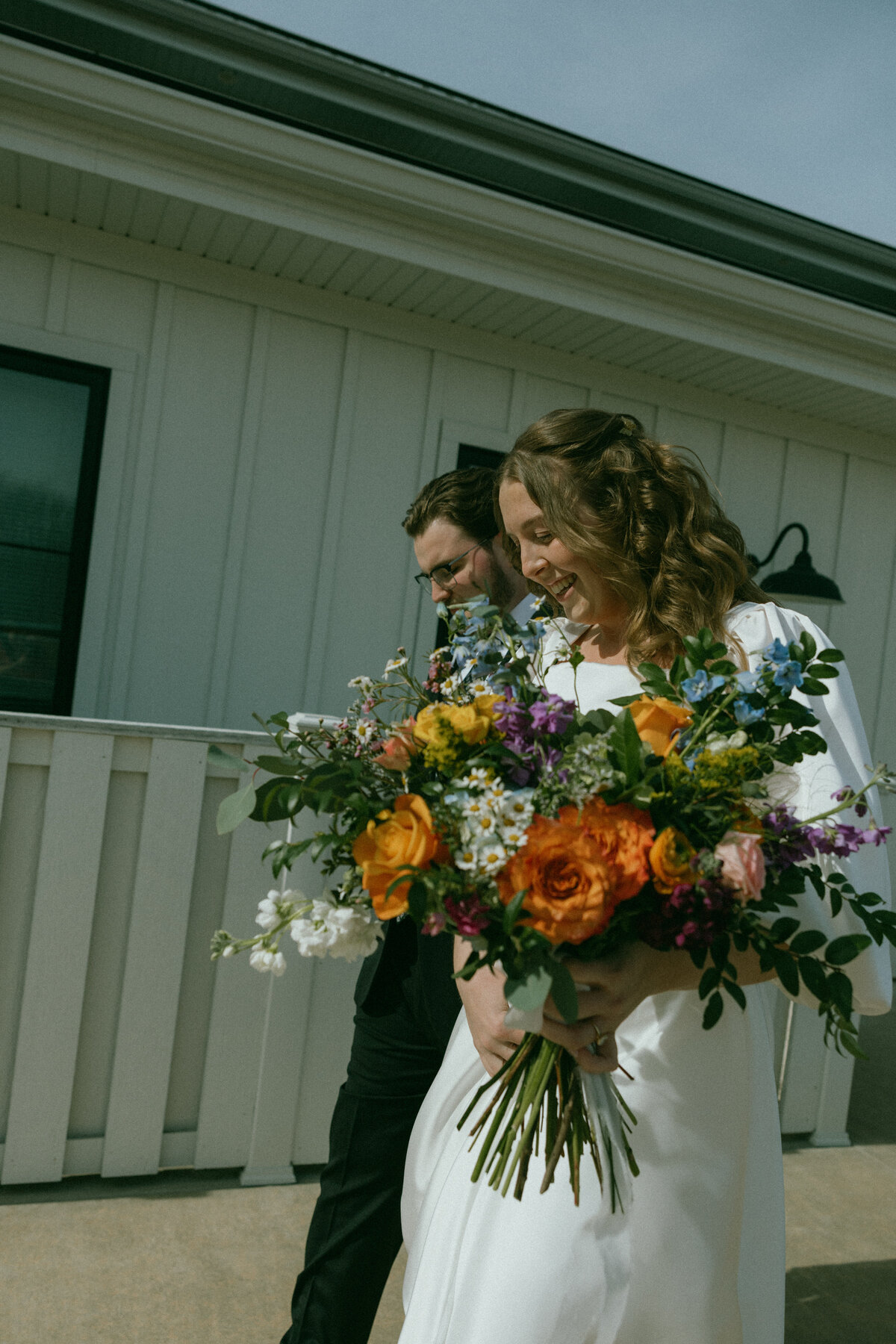 KansasCityWeddingsPhotographer_Documentaryweddingphotographer_KCEngagementPhotographer_-326