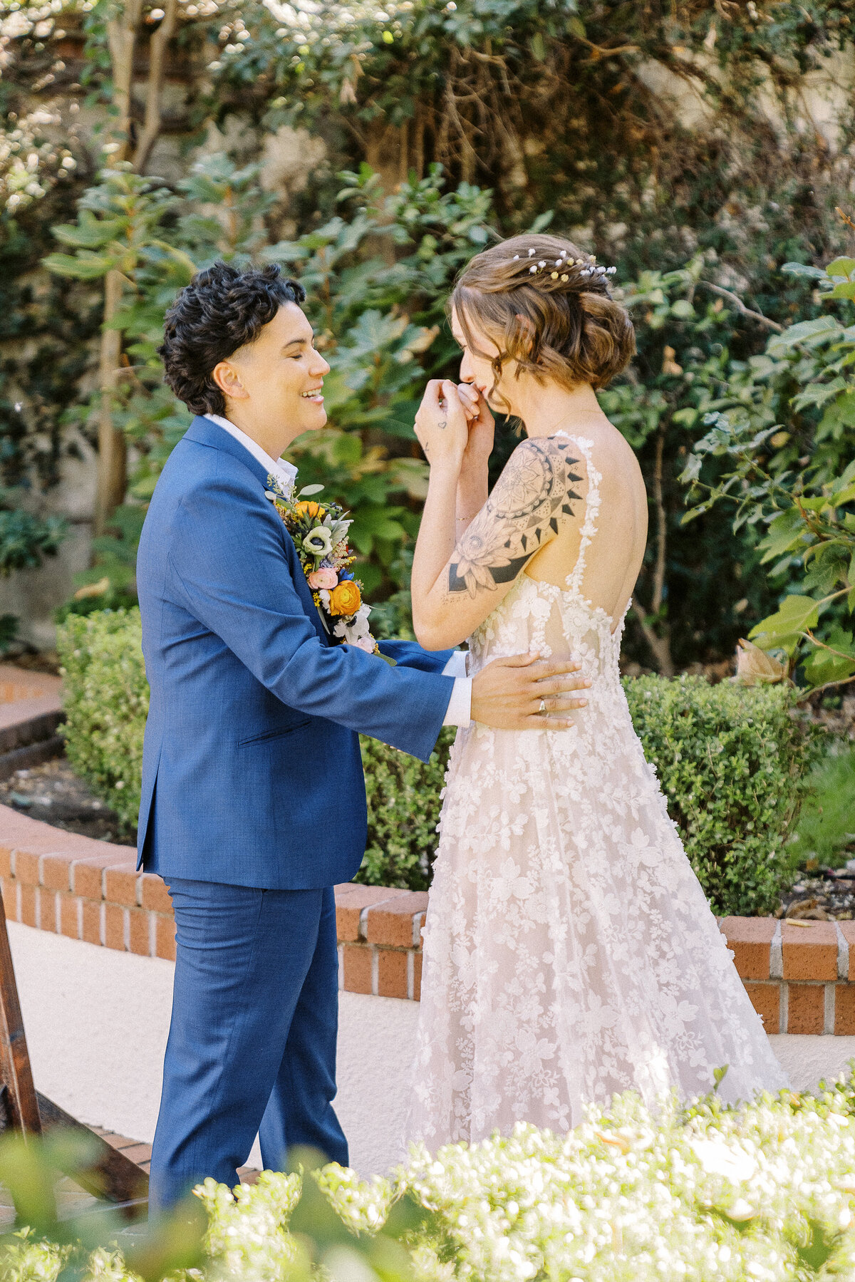 lgbtq-vizcaya-sacramento-wedding-009