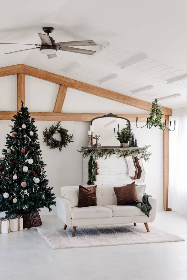 63EC58B4-ED46-436D-A4D1-FF018892A581