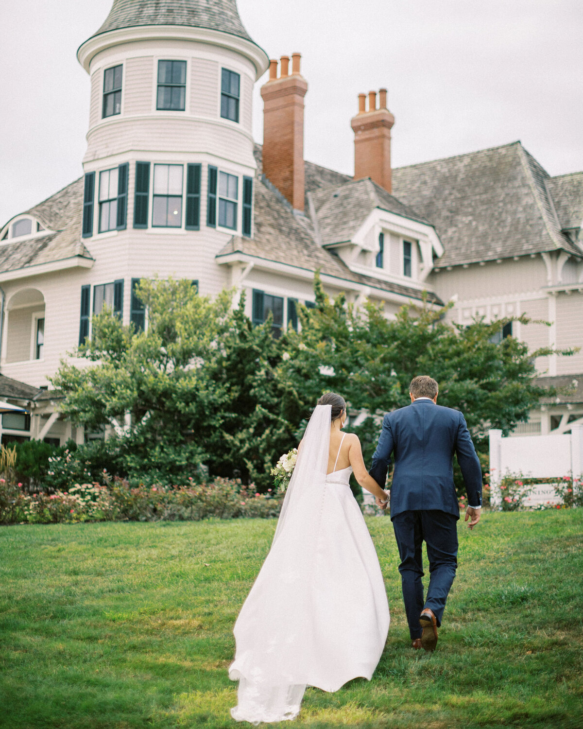 Ashley&Andy-Fine-Art-Film-Wedding-Photographer-Downtown-Raleigh-30