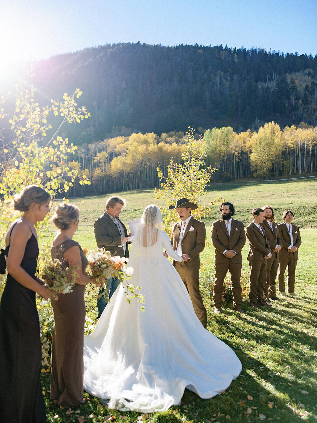Aspen fall tented wedding at t lazy 7 ranch_RxL-77