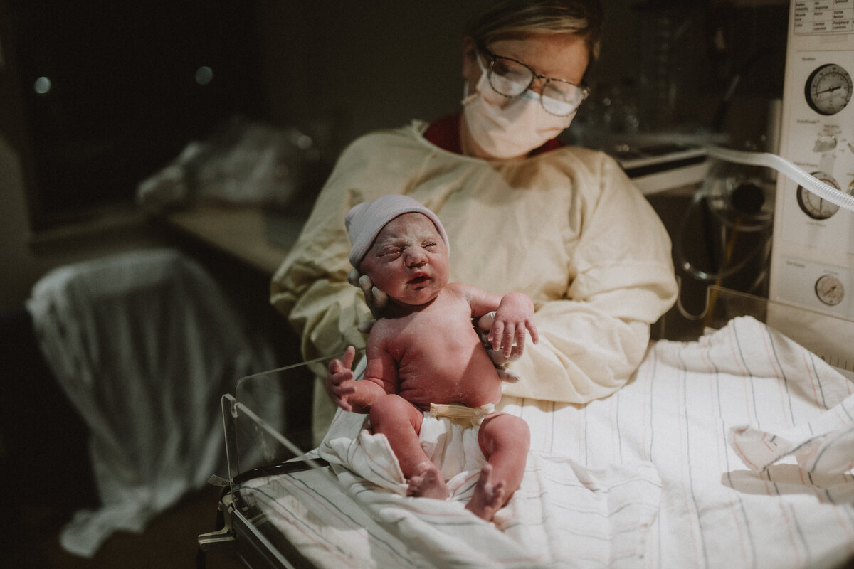 Amelia-Birth-25