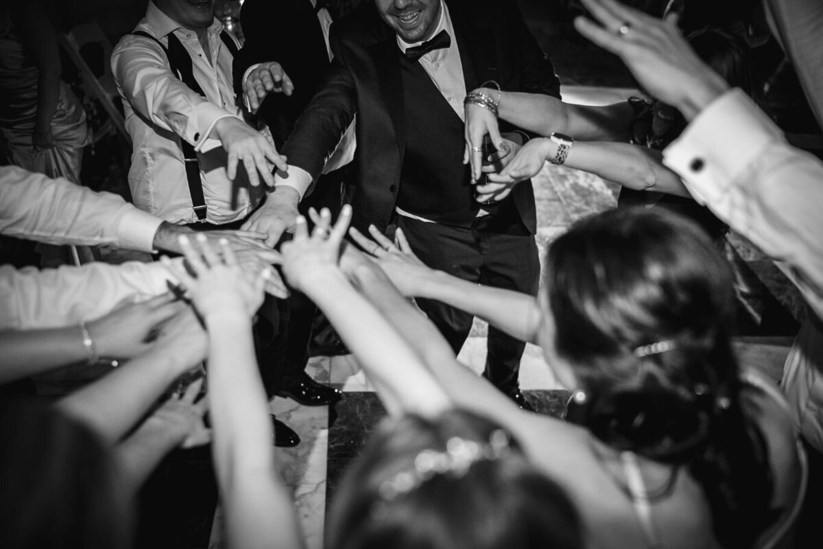 curtis-atrium-wedding-25
