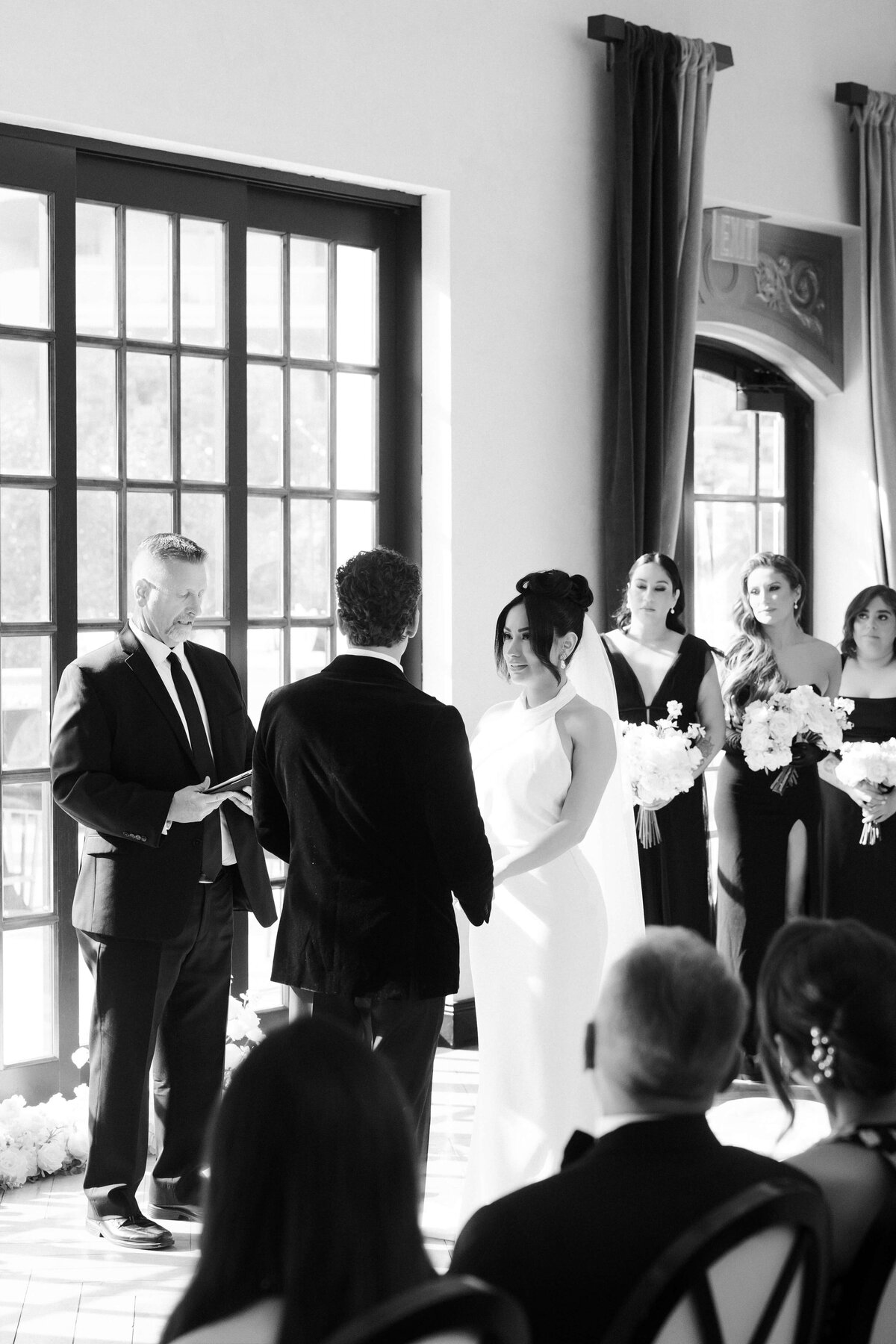 68riskyexposure_andrea-george_las-vegas-elopement-photography