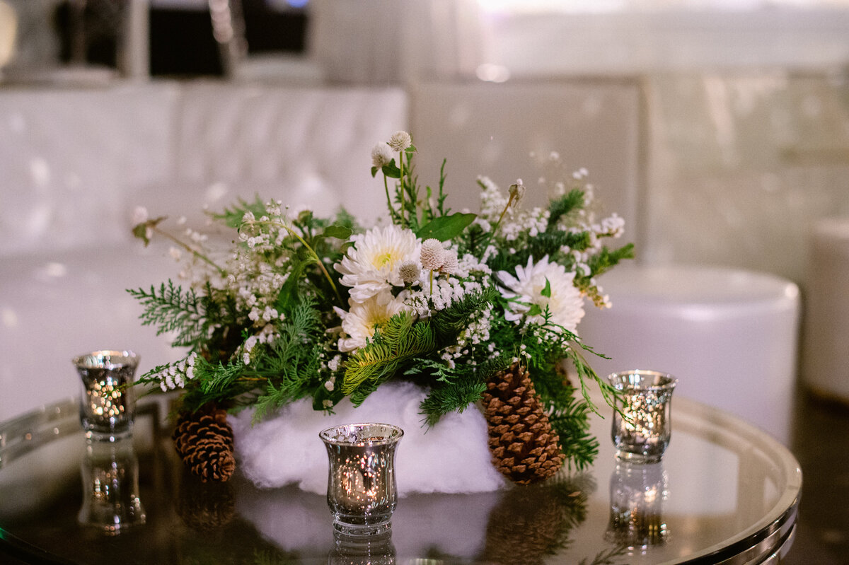 015-JOY_2916-michaela-joy-photography-corporate-holiday