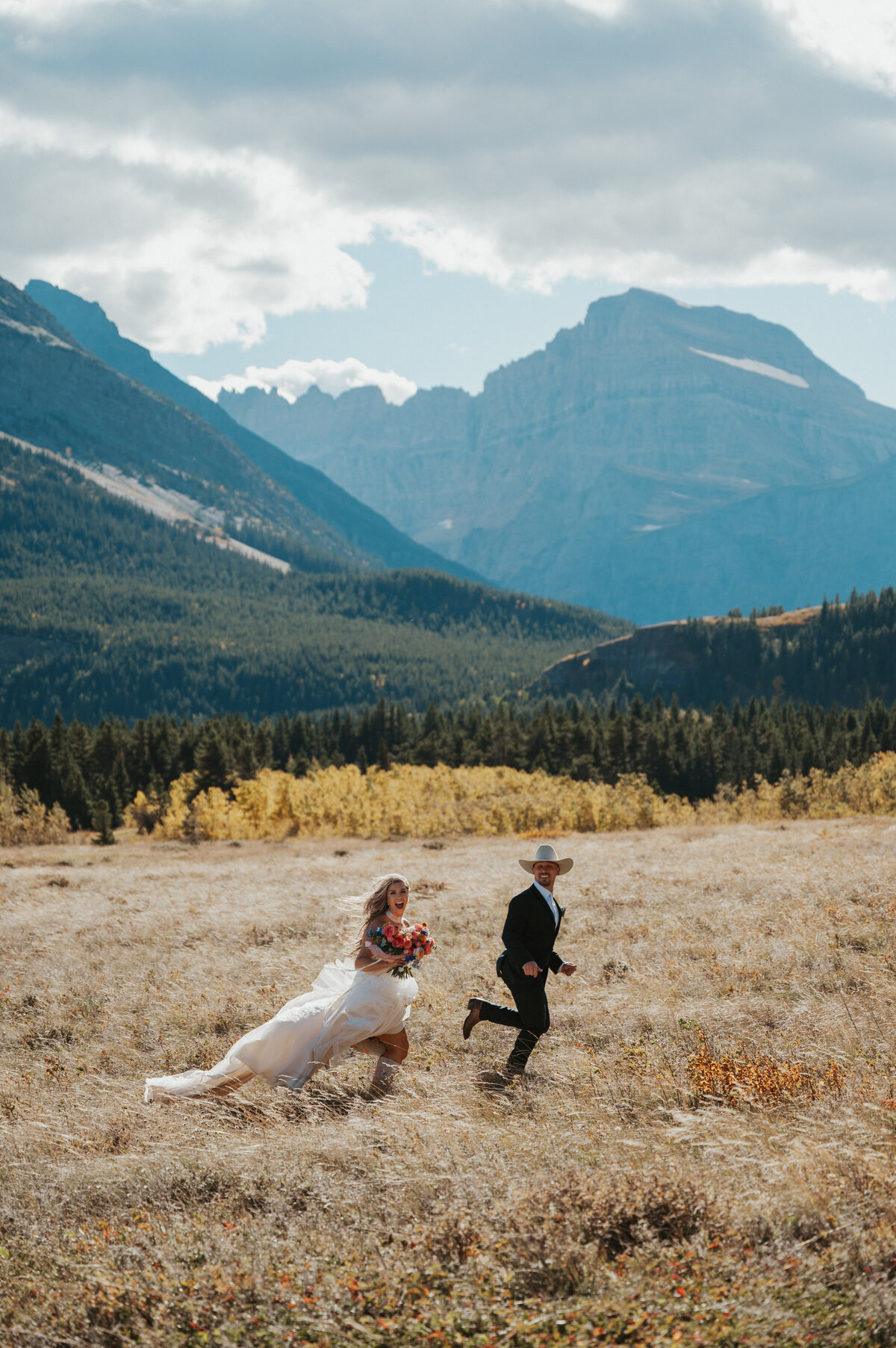 presley-gray-photo-boho-glacier-park-elopement-7810