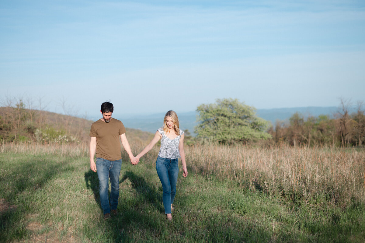 2025_StephWhitehillPhoto_K&J_Engagement-1