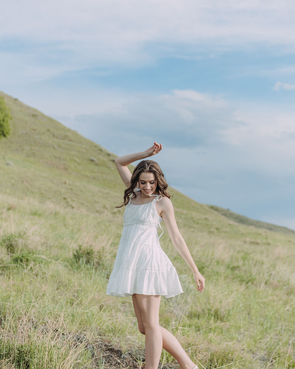 Joyce Li Photography Destination Wedding Elopement Engagement Lifestyle Portrait Photographer West Coast Seattle Washington California TunnelSpringsPortrait-19