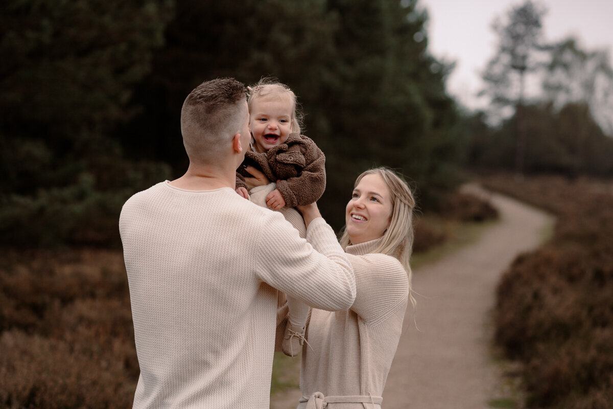Joenne-Bokhorst-Fotografie-gezinsshoot-K&P-winter-11