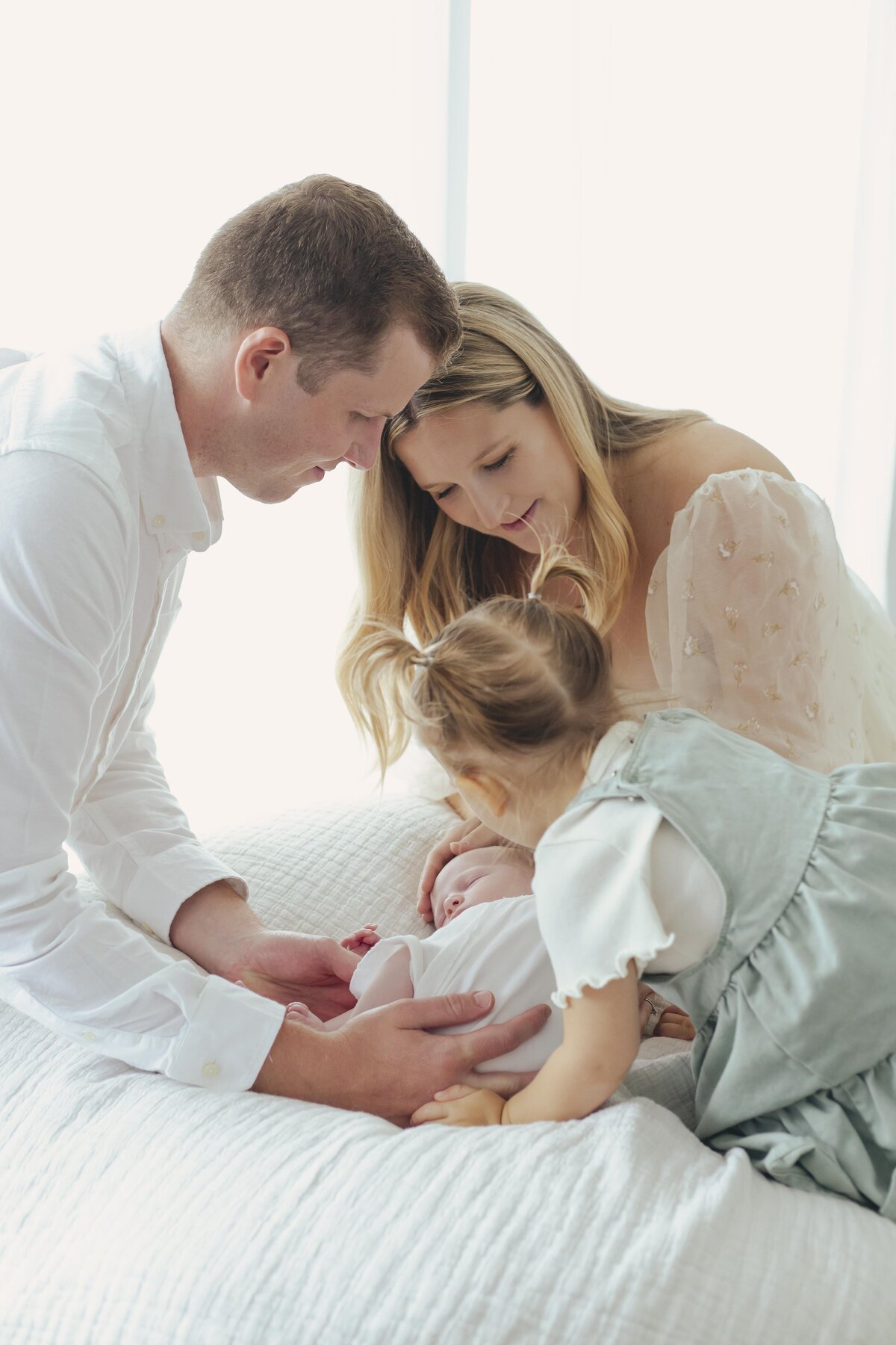 8U2A9274-omaha-newborn-photographer