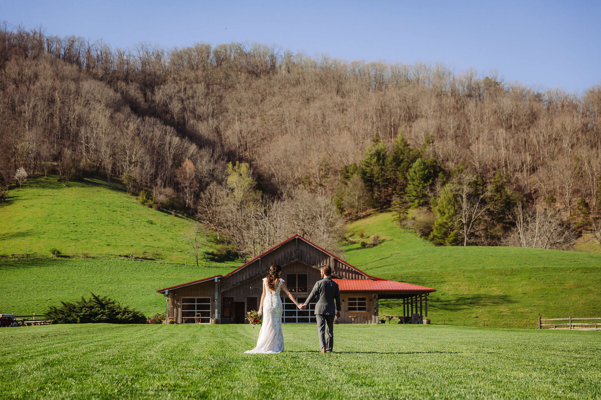 Claxton-Farm-NC-Elopement-32