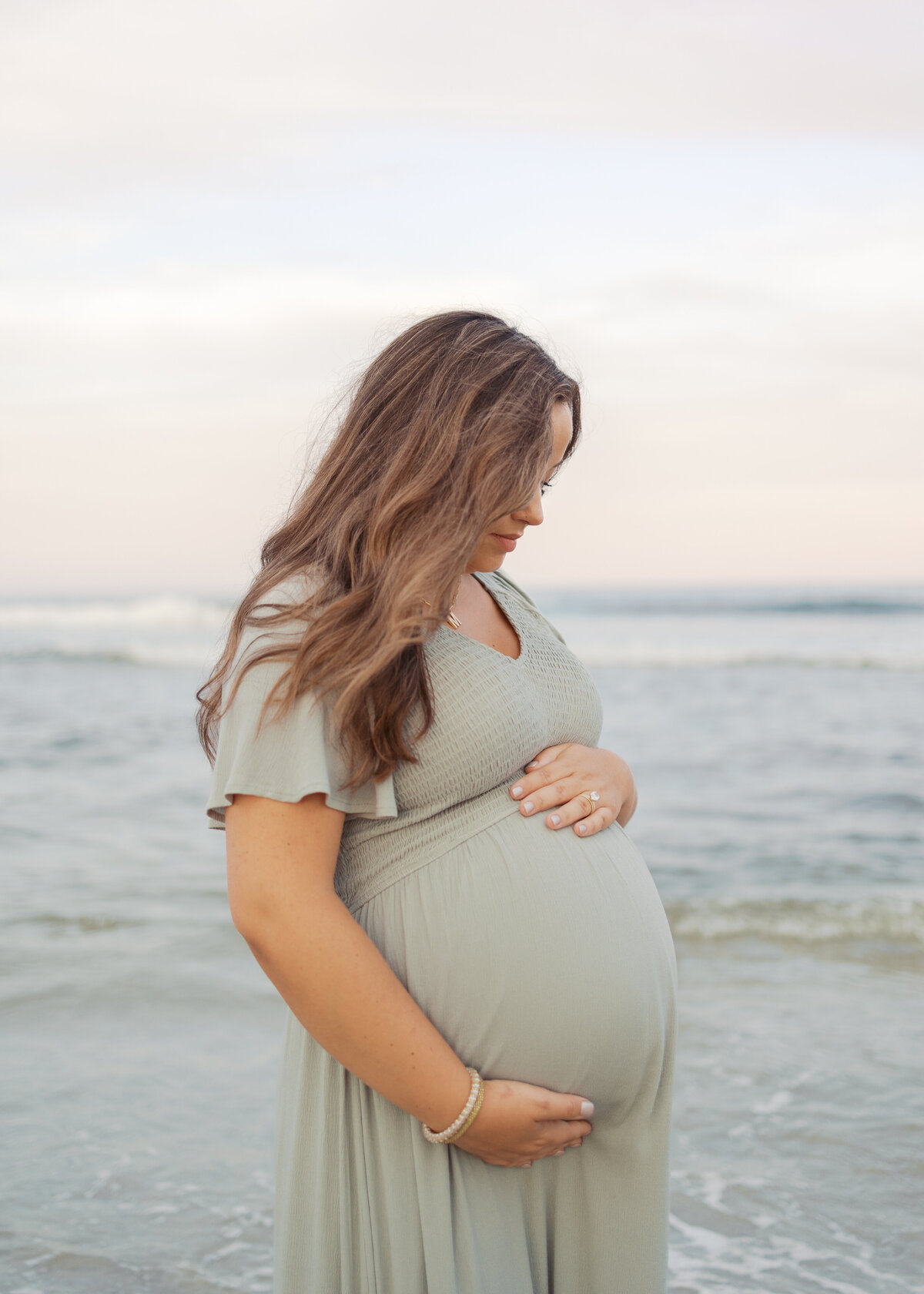 Katelyn+IanMaternity-EmilyDeLukePhotography-CarolinaBeach-45