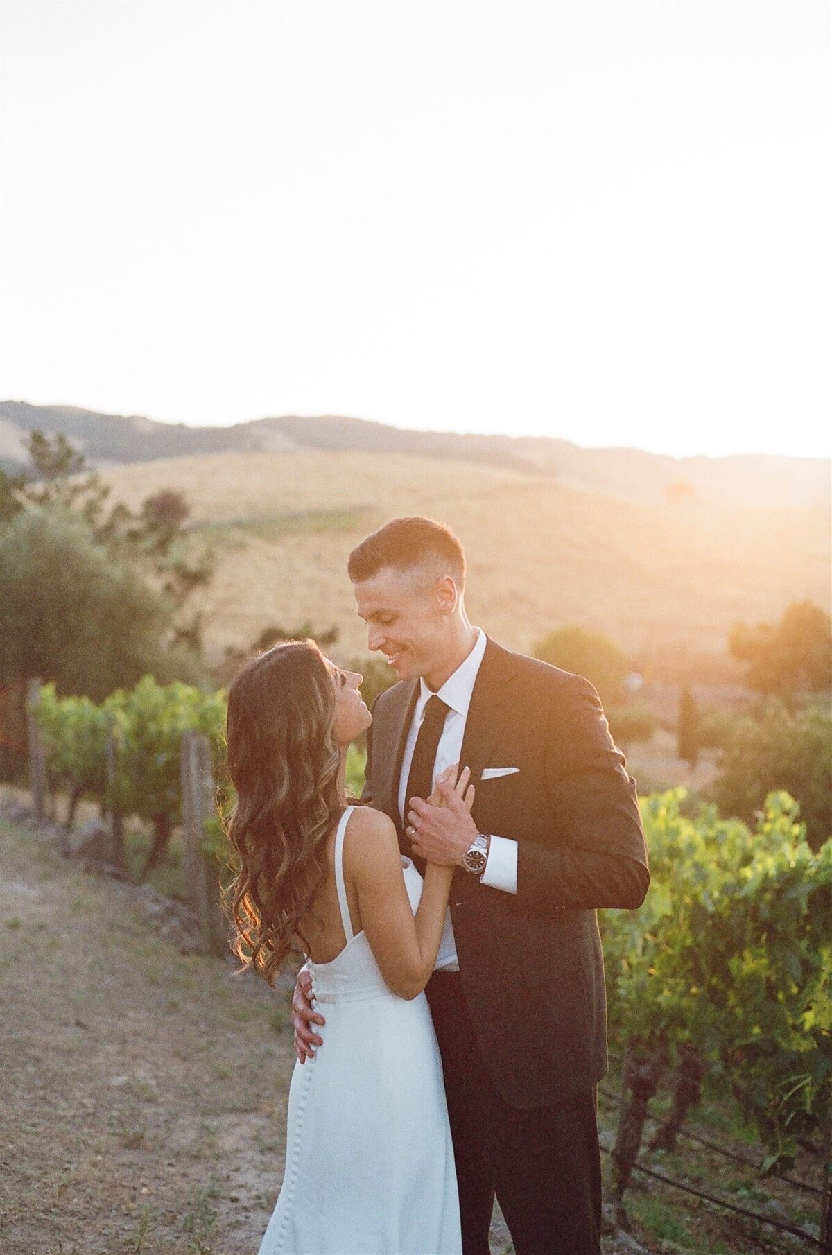 viansa-wedding-sonoma-emma-taylor-ashley-carlascio-photography-FILM-SCANS0401_websize