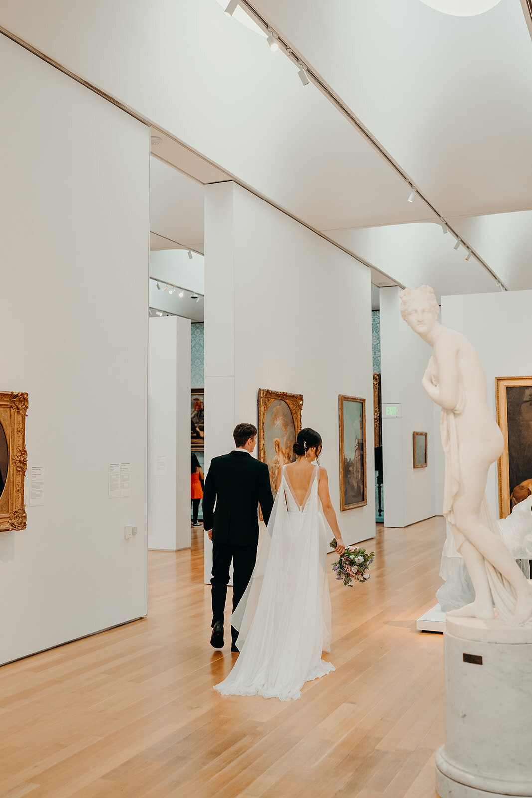Sydney and Drake - Art Gallery-13_websize