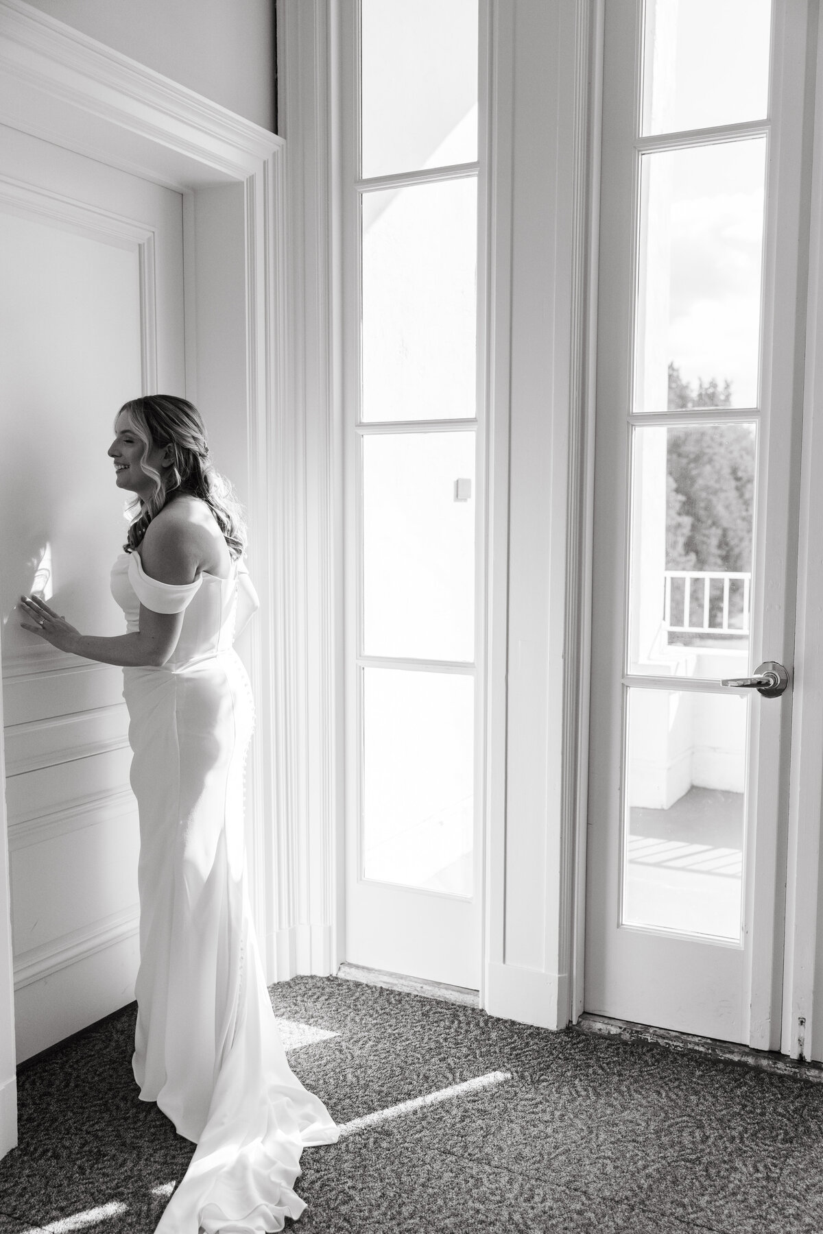 marisa+andrew-getting ready-19
