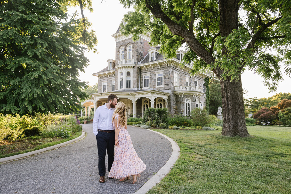 urban-row-photo-cylburn-mansion-engagement