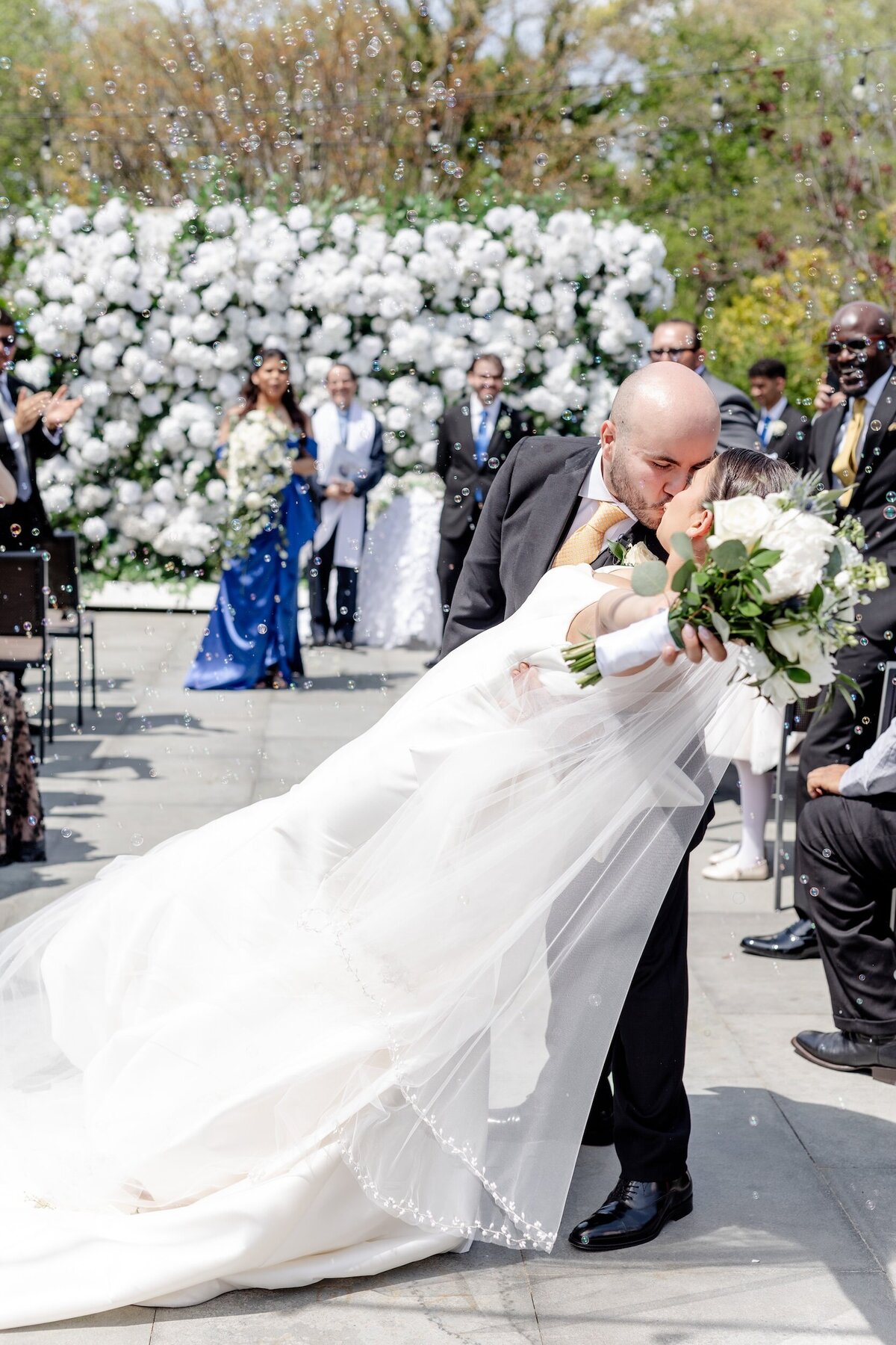 just-married-wedding-ceremony-pictures