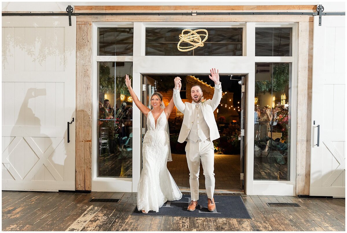 The Farmhouse Plainfield Wedding 101824_1107