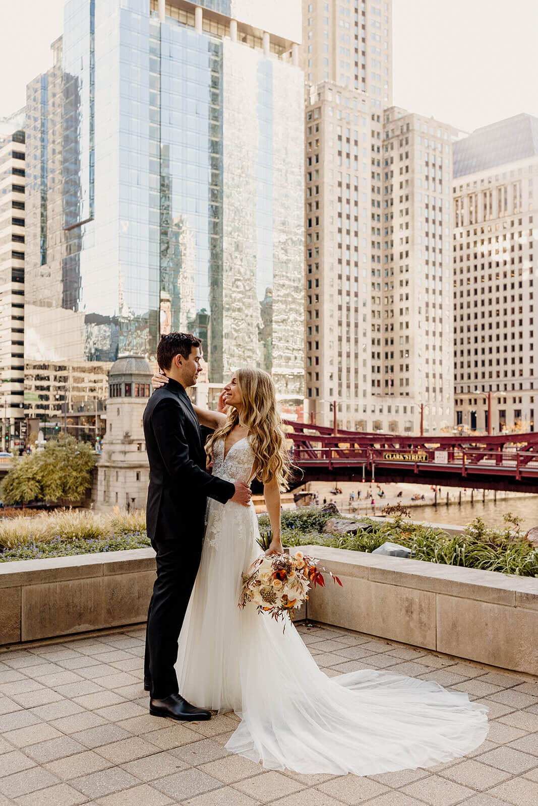 galleria-marchetti-modern-chicago-downtown-wedding-010