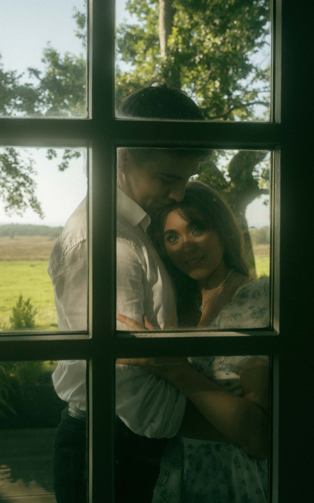 Beautiful couple photography that captures the chemistry and connection between you and your partner.