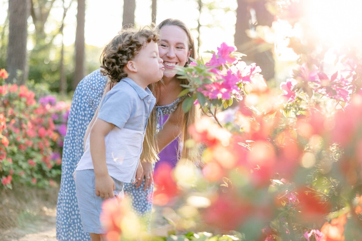 Raleigh-NC-spring-Mini-Session-Magnolia-and-Grace-Photography-Co-AmyB# (1)-24