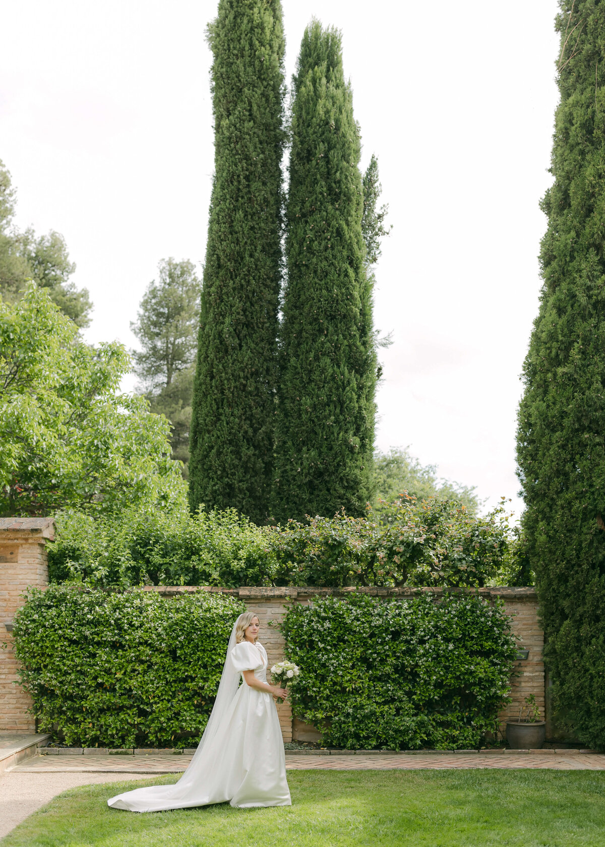 Georgina-James-Wedding-Fuentespalda-Chloe-Lowe-Photography-447