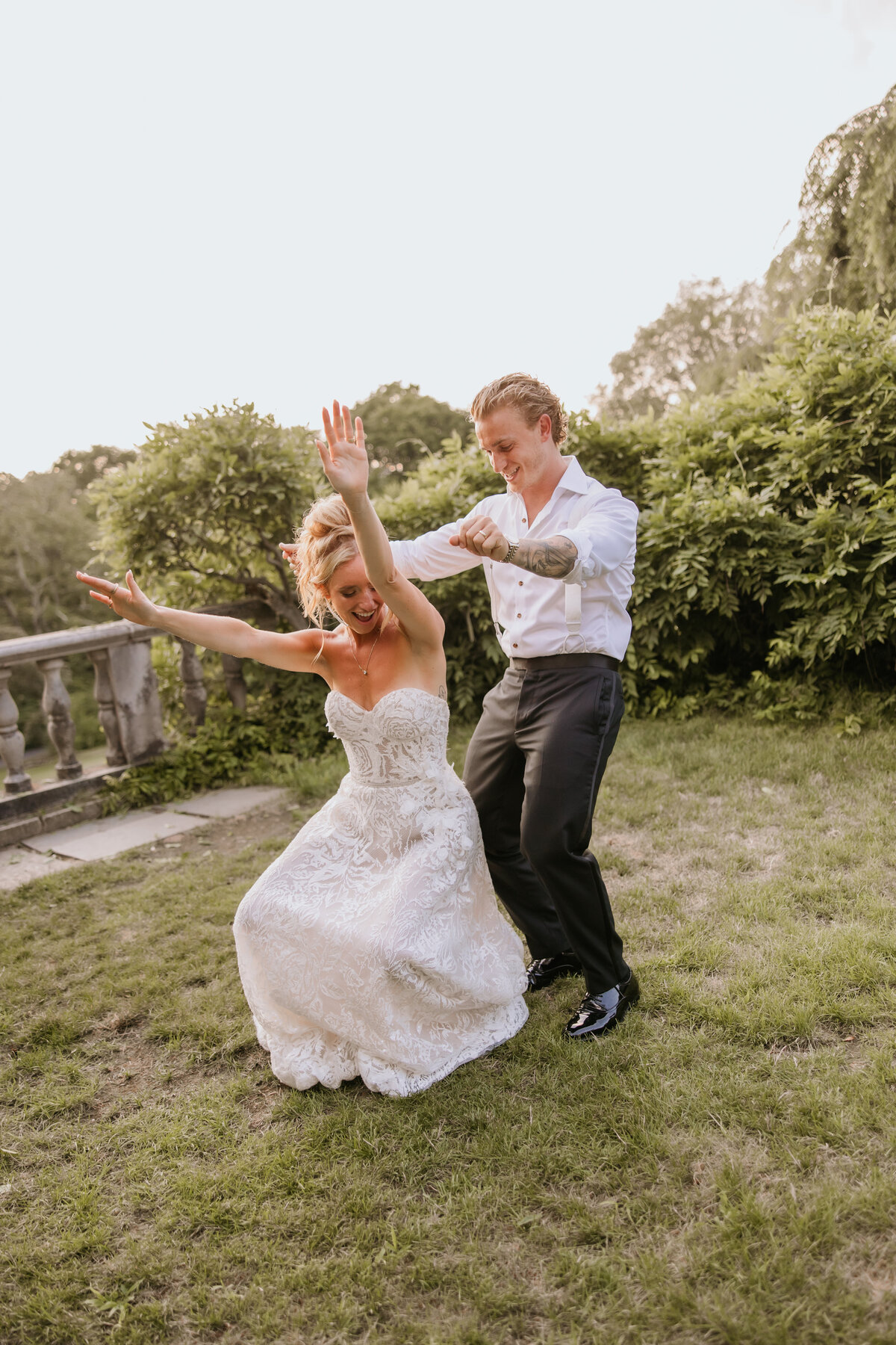 Michelle & Michael - Skylands Manor Ringwood Frungillos - Previews 091