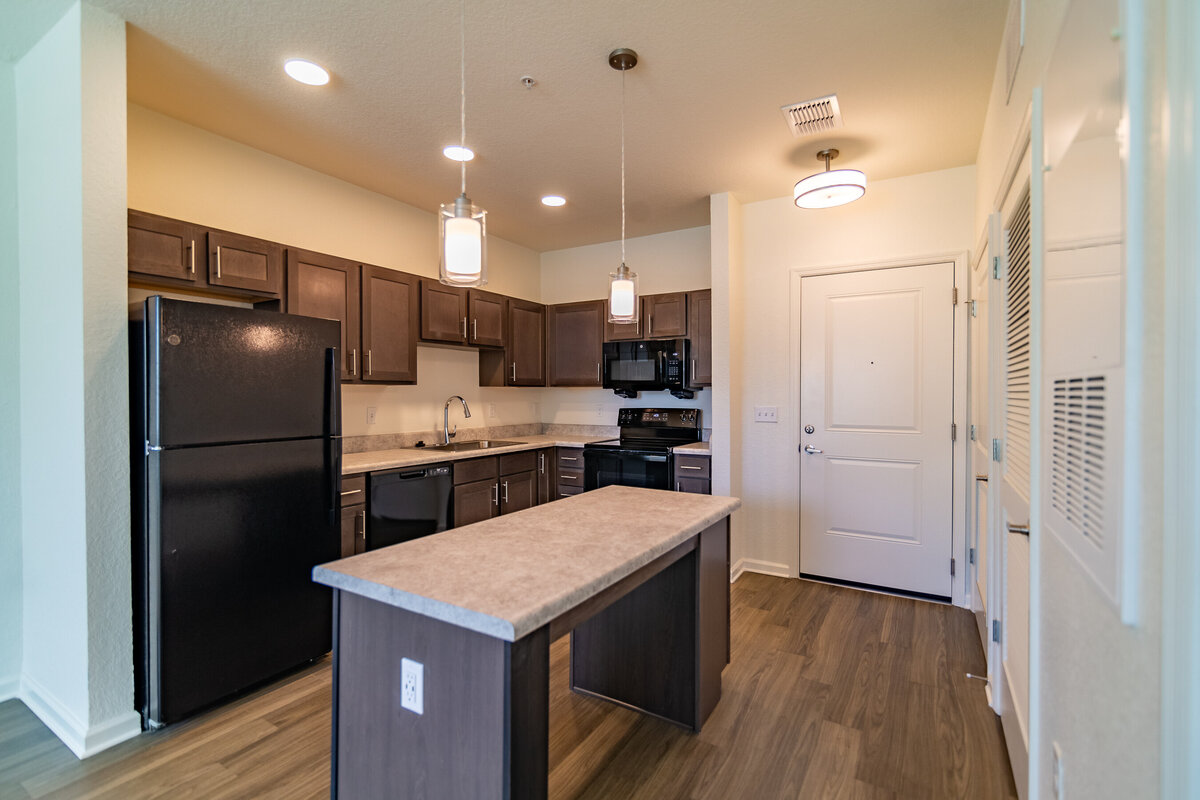 042324ROCHESTERPARK-100