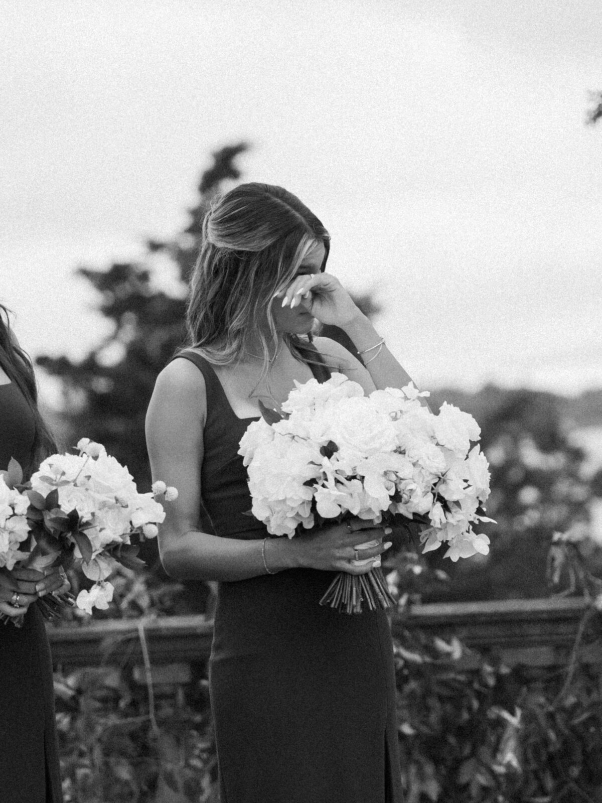 emotional-wedding-ceremony-castle-hill-inn