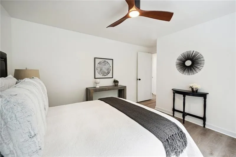 Bright and inviting staged bedroom showcasing functional design for quick home sale