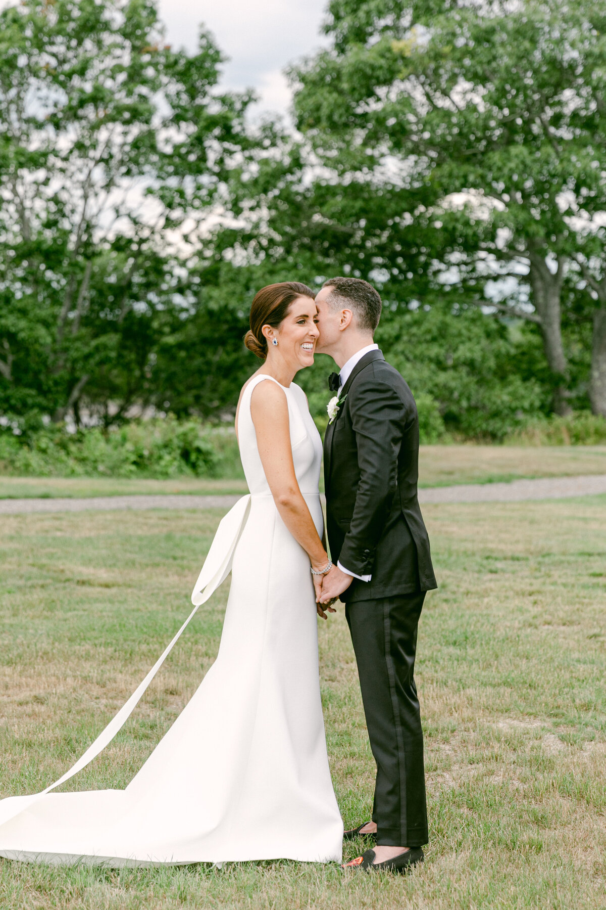 A Coastal Luxury Wedding at French's Point in Maine _-5858