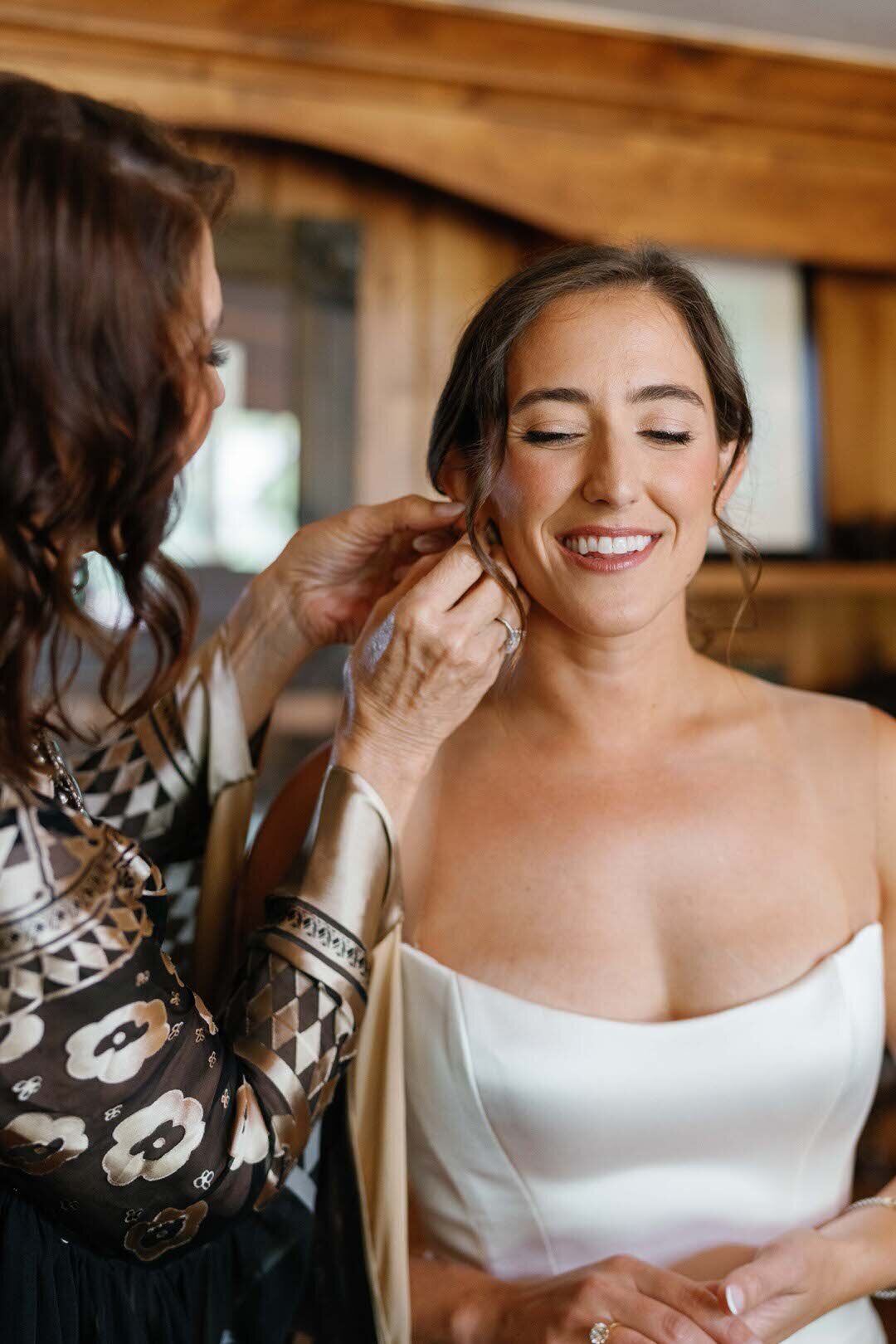 1 Beaver Creek Colorado Mountain Wedding by GoBella.com @gobella 15