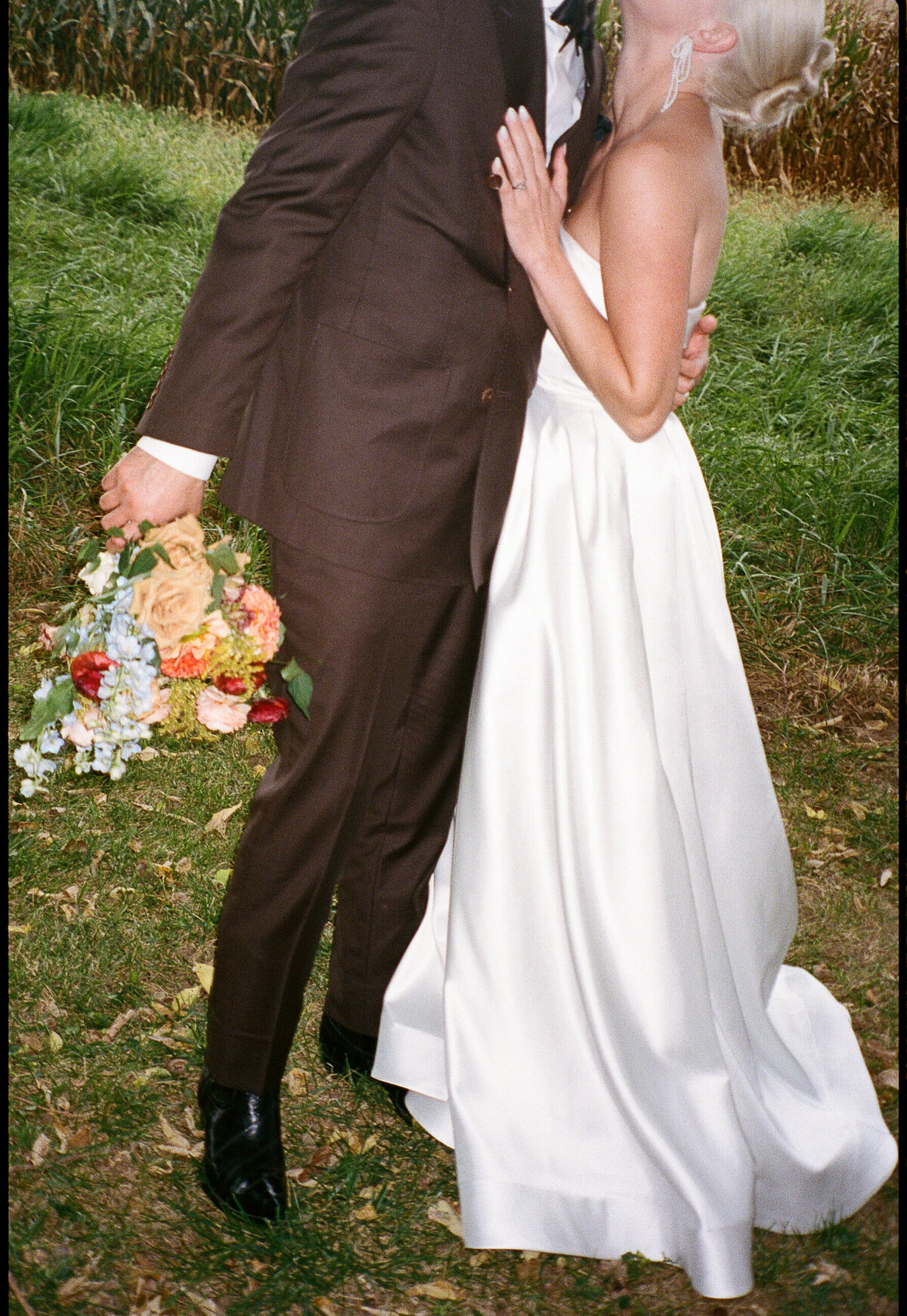 bekahandnate_ridingswedding_lainatortoriciphoto