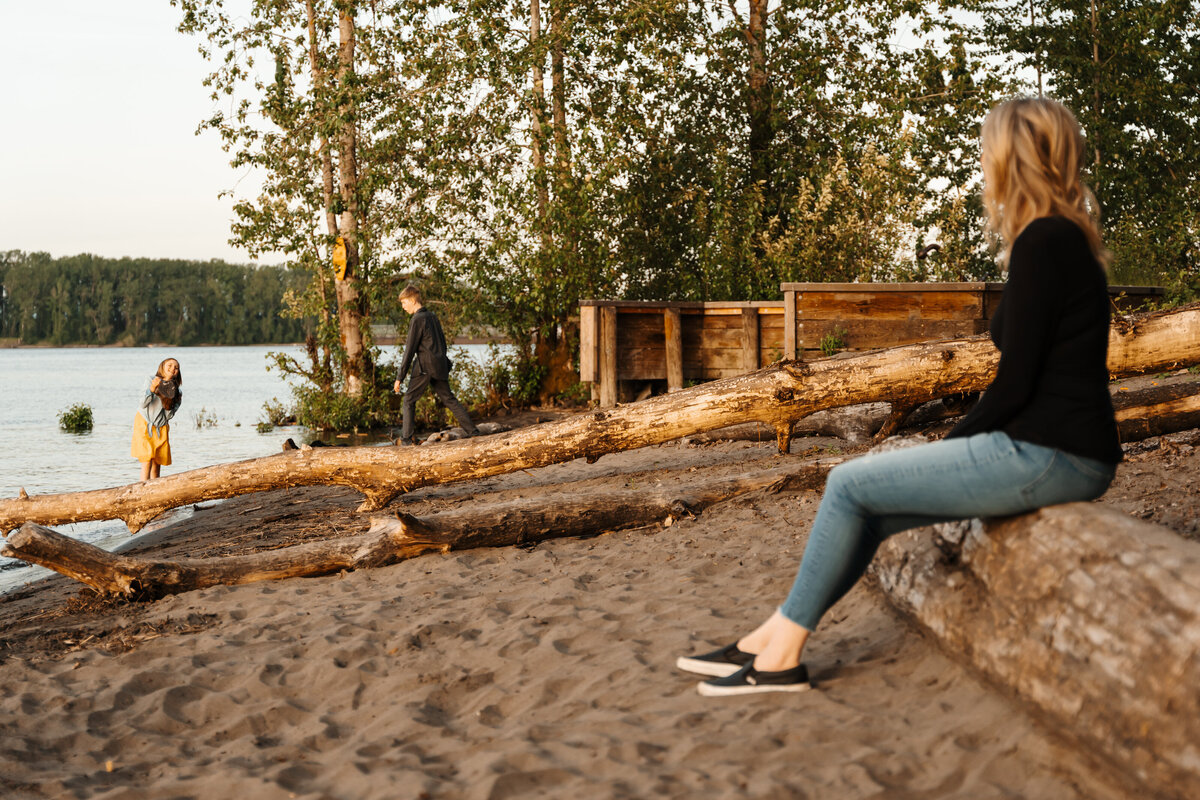 Family-Photographer-Portland-Kelley-Point-Beach-648