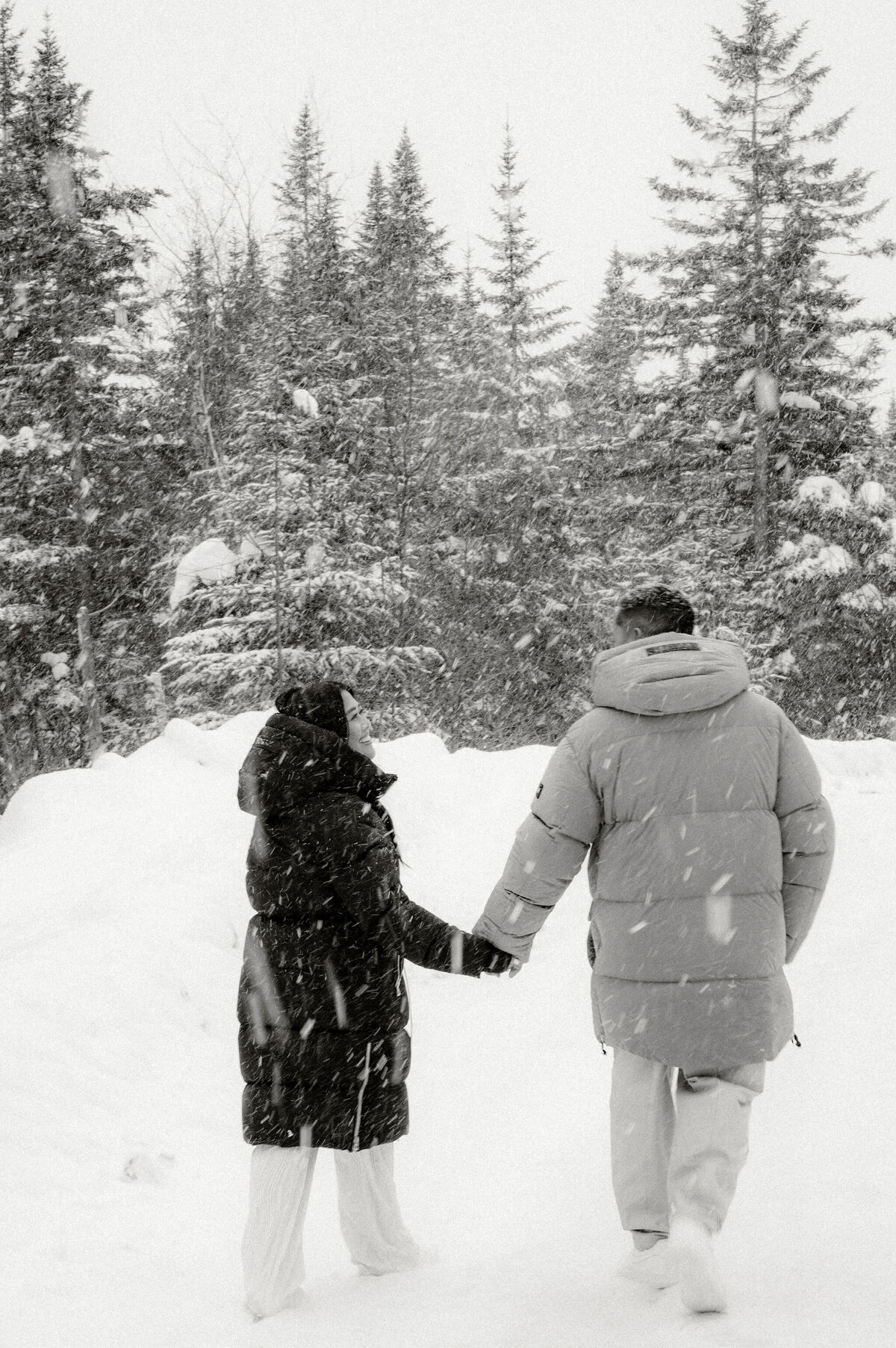 S-R_Winter-Elopement-Quebec-125