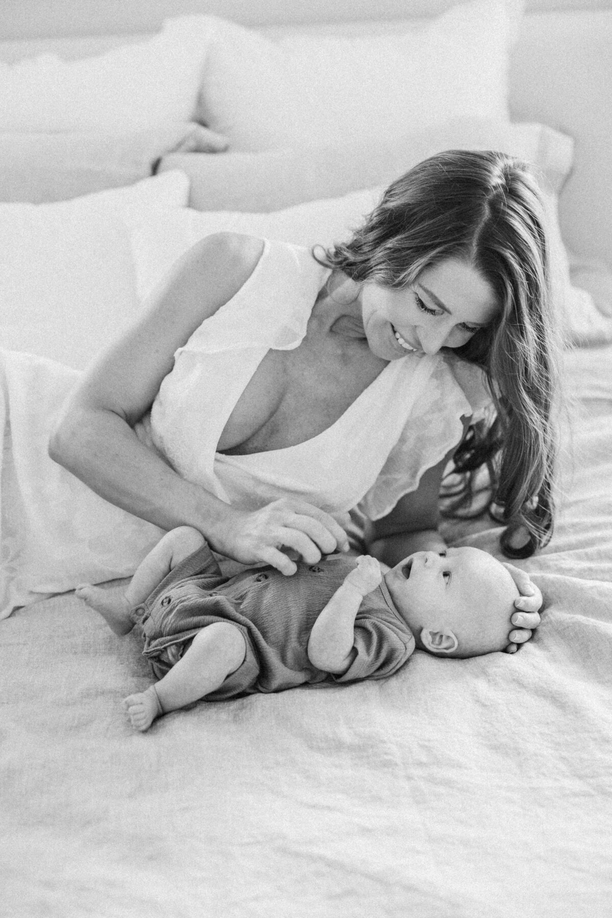 mom-with-newborn-baby