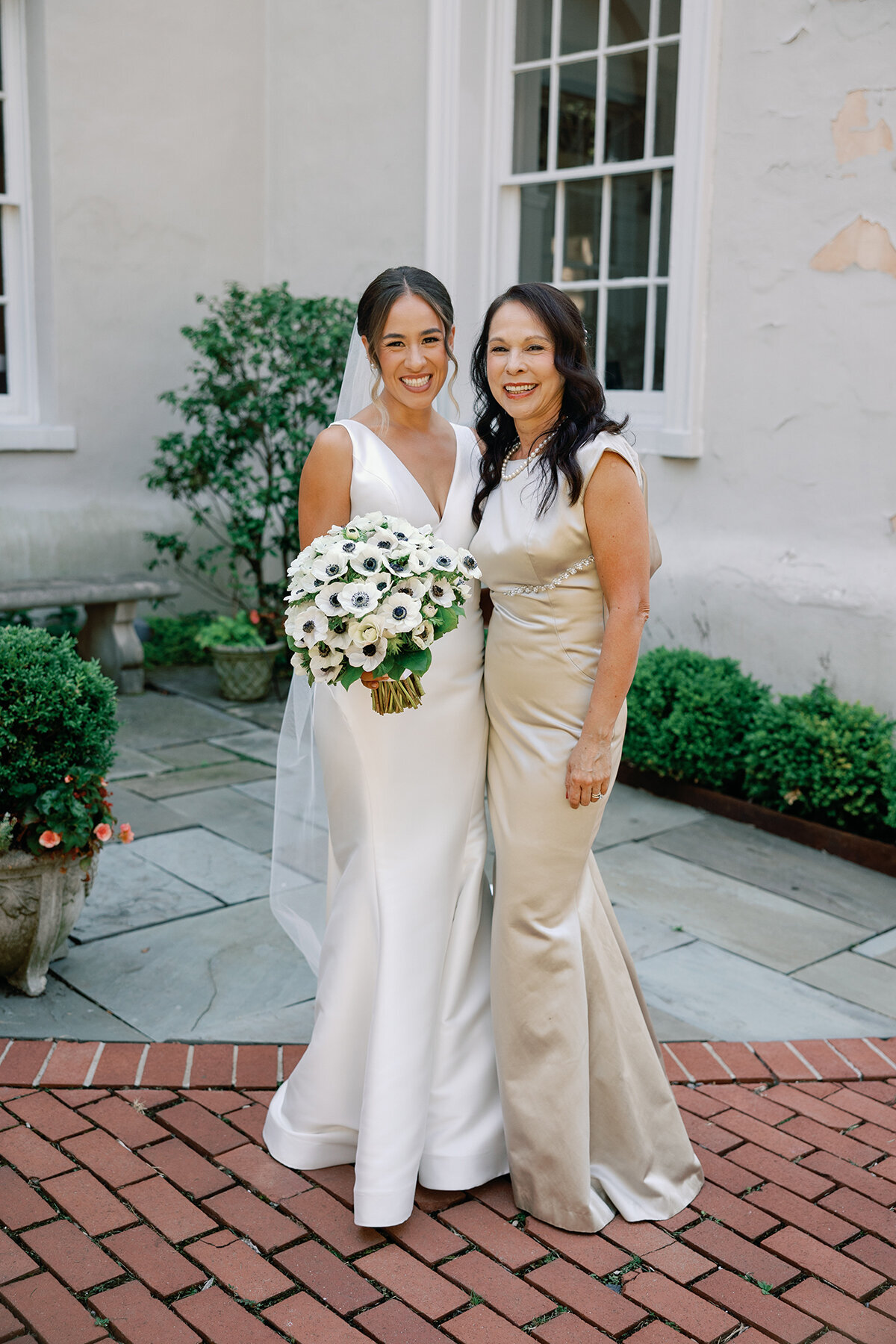 Virginia Bridal Makeup Artist Mong Bui 2