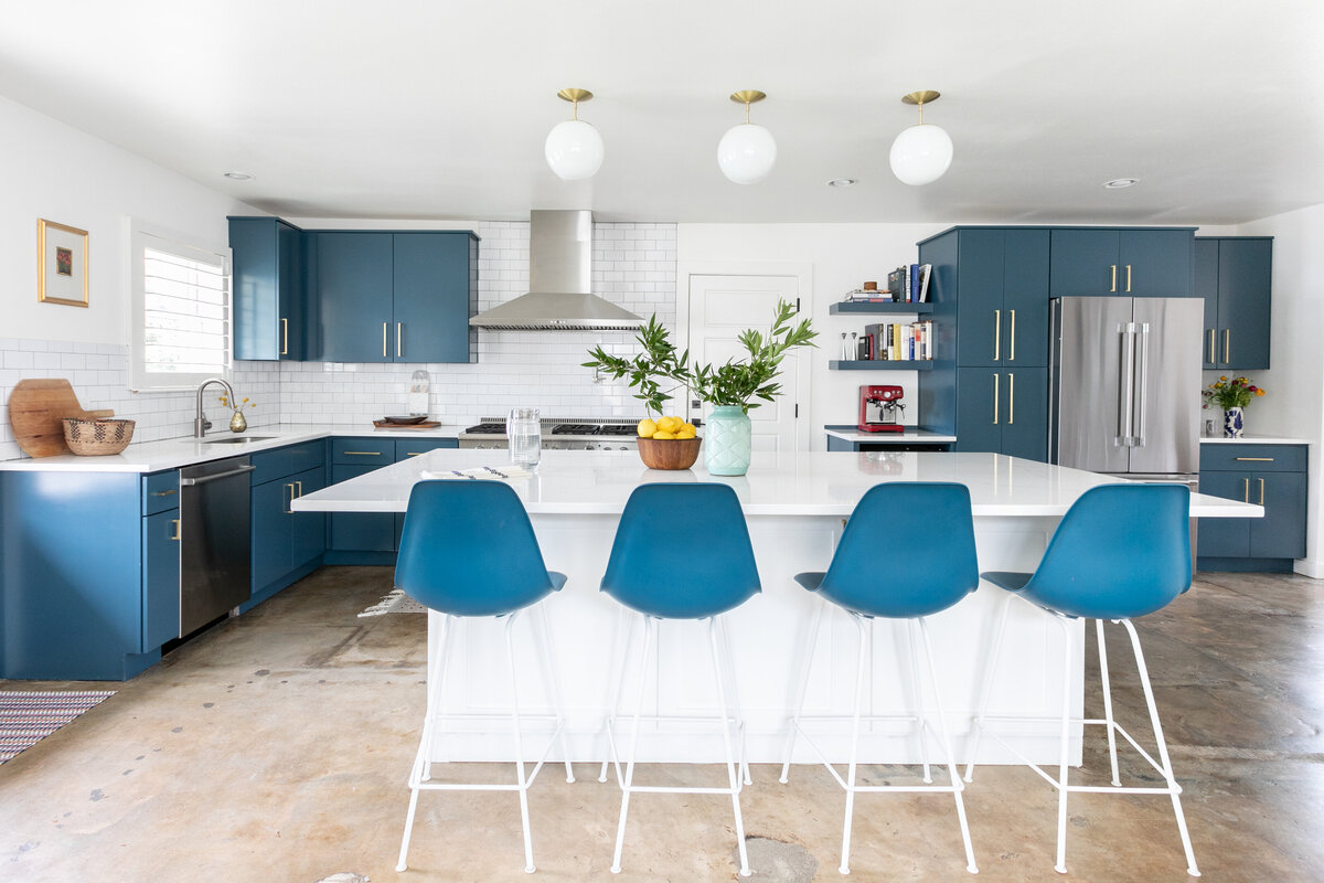 hello-home-austin-teal-kitchen-remodel-open-layout-semi-flush-pendants-l-shape-kitchen-1
