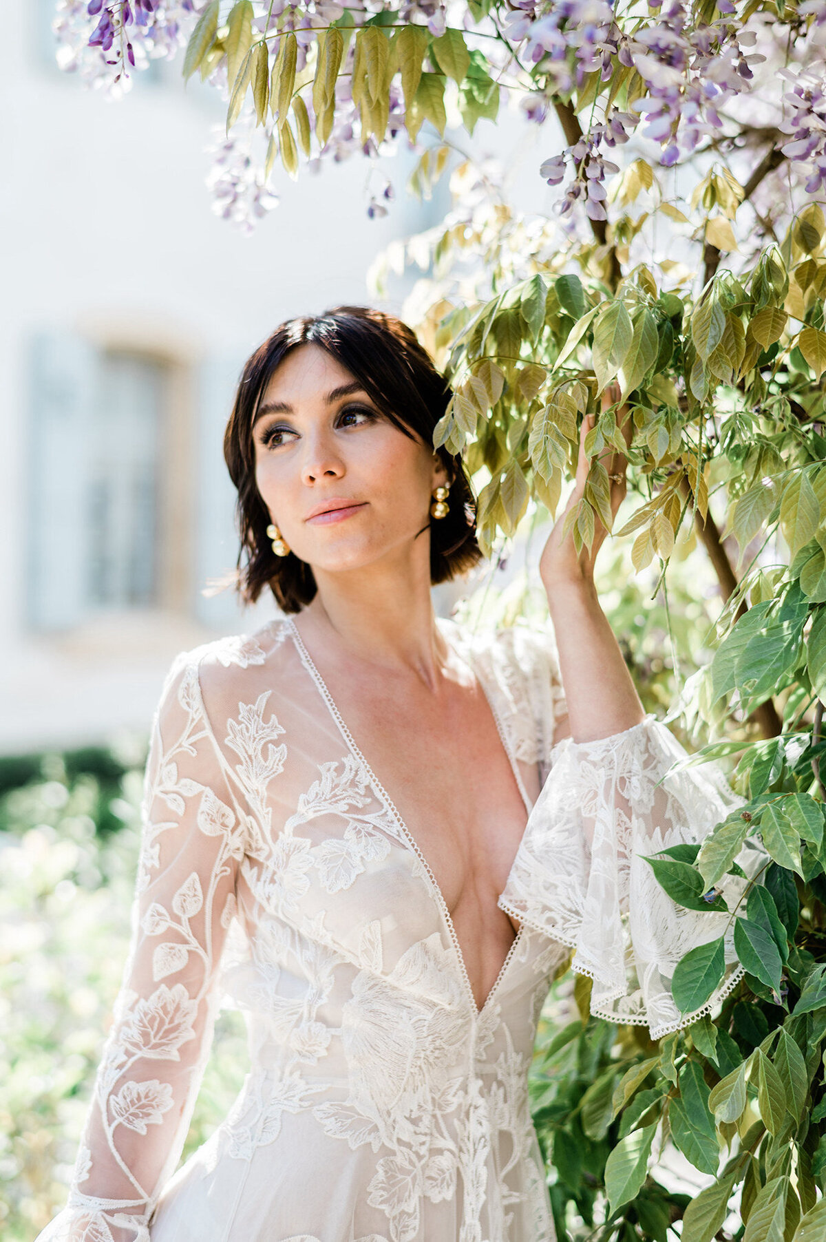 With a focus on elegance and artistry, our luxury photography services in France create visual treasures of your wedding day. Every image tells a story of love, captured through a fine art lens.