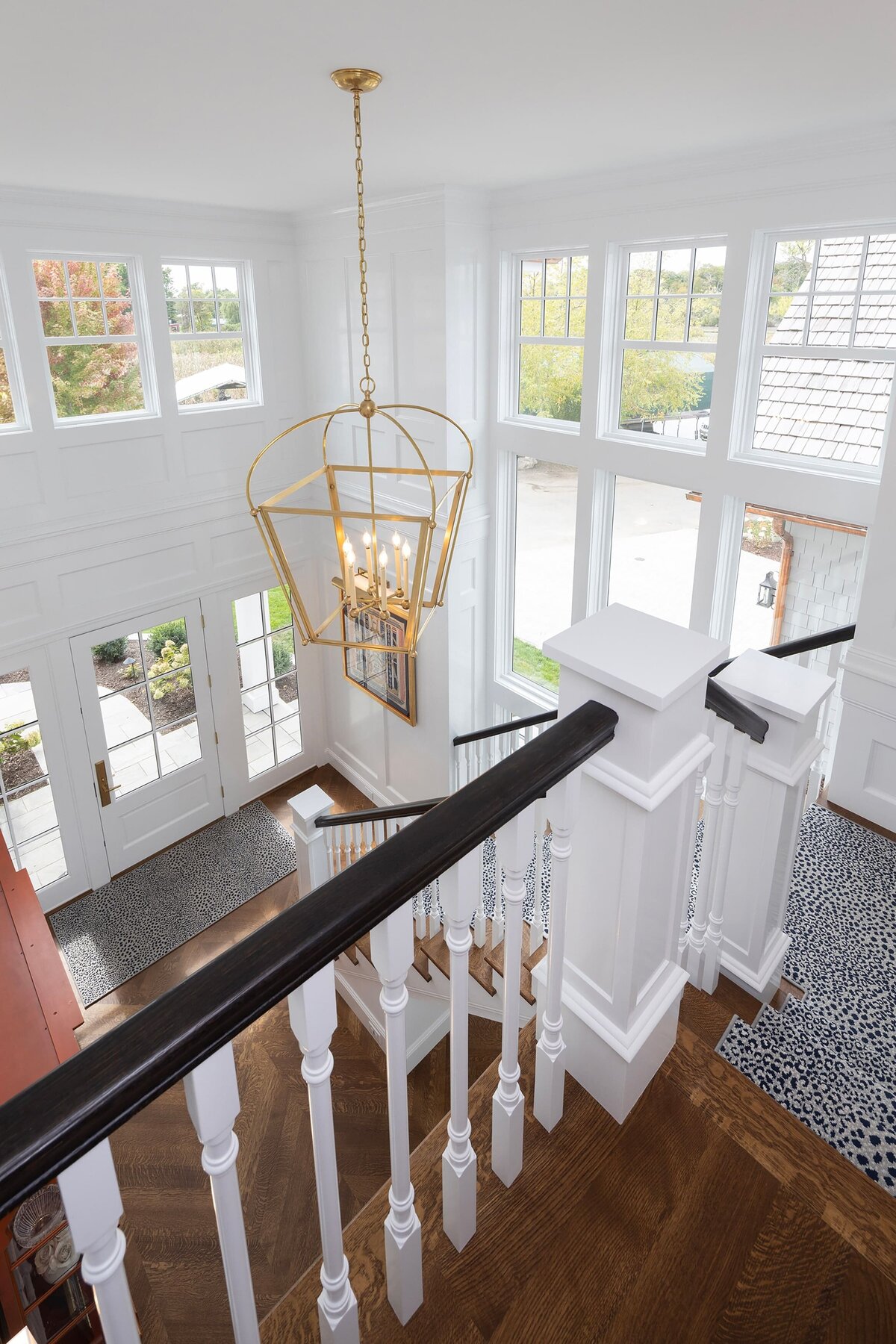 Luxury_Custom_Lake_Home_15