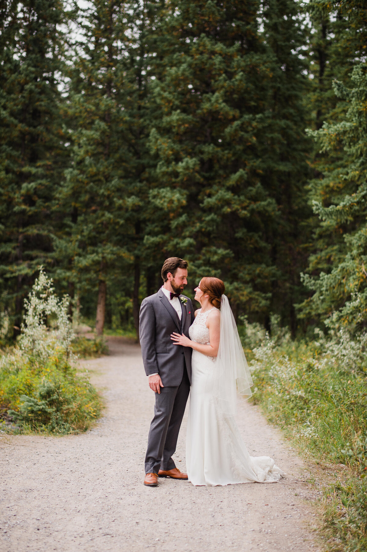 ERINSWEETPHOTOGRAPHY_CANMORE_WEDDING_PHOTOGRAPHY-118