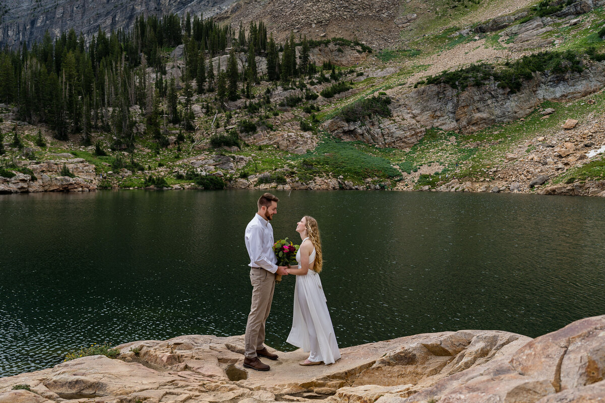 salt-lake-city-summer-wildflower-elopement-01