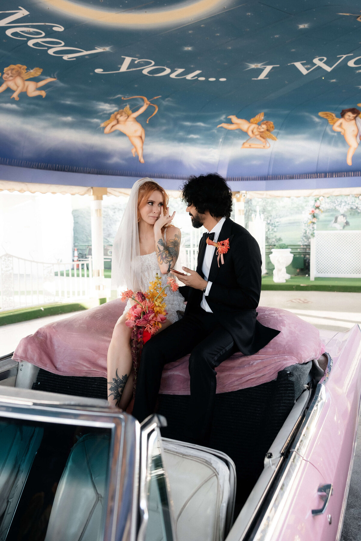 67riskyexposure_hayley-vikram_las-vegas-elopement-photography